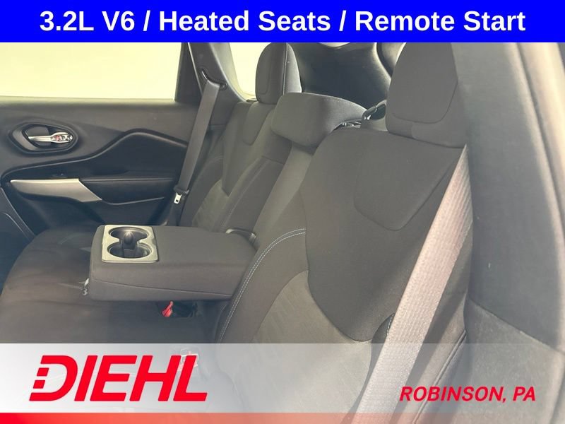 Used 2020 Jeep Cherokee Latitude AWD/4WD image 15