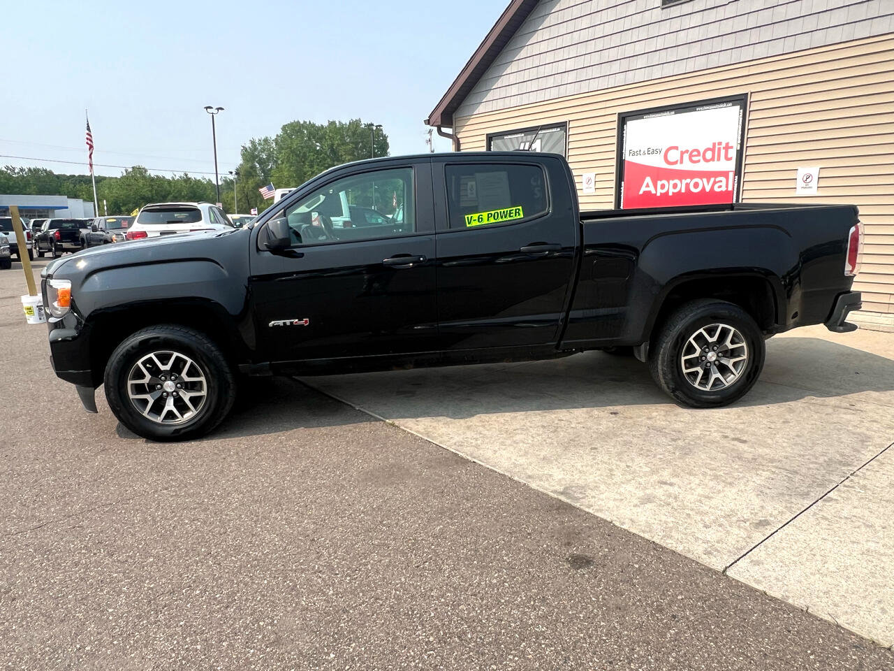 Used 2021 GMC Canyon AT4 image 8