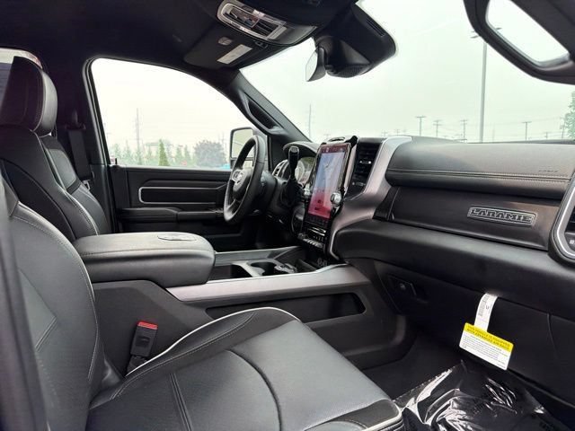 Used 2025 RAM 2500 Laramie w/ Night Edition AWD/4WD image 39