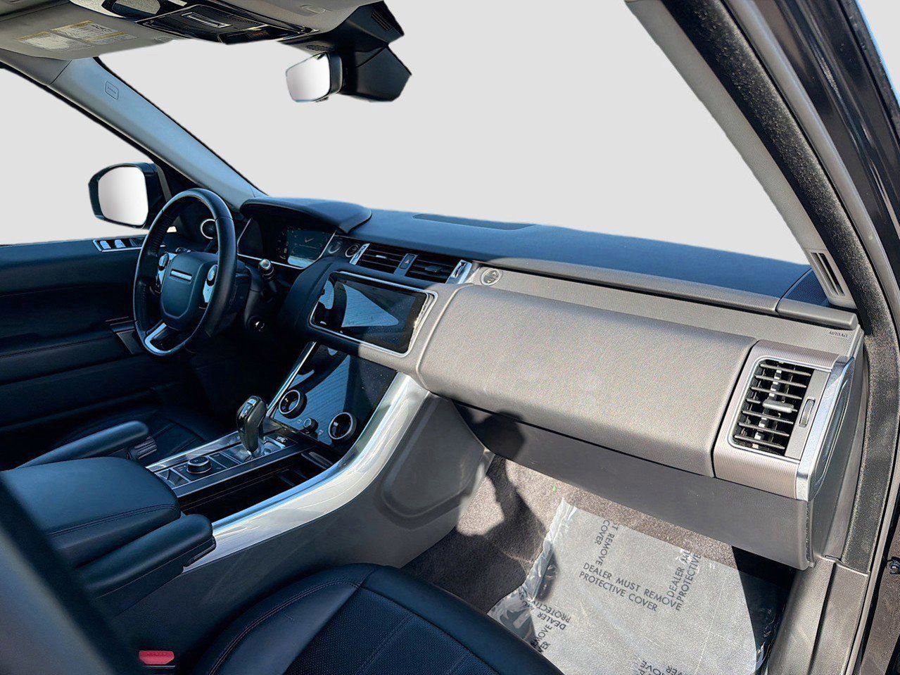 Used 2020 Land Rover Range Rover Sport HSE image 15