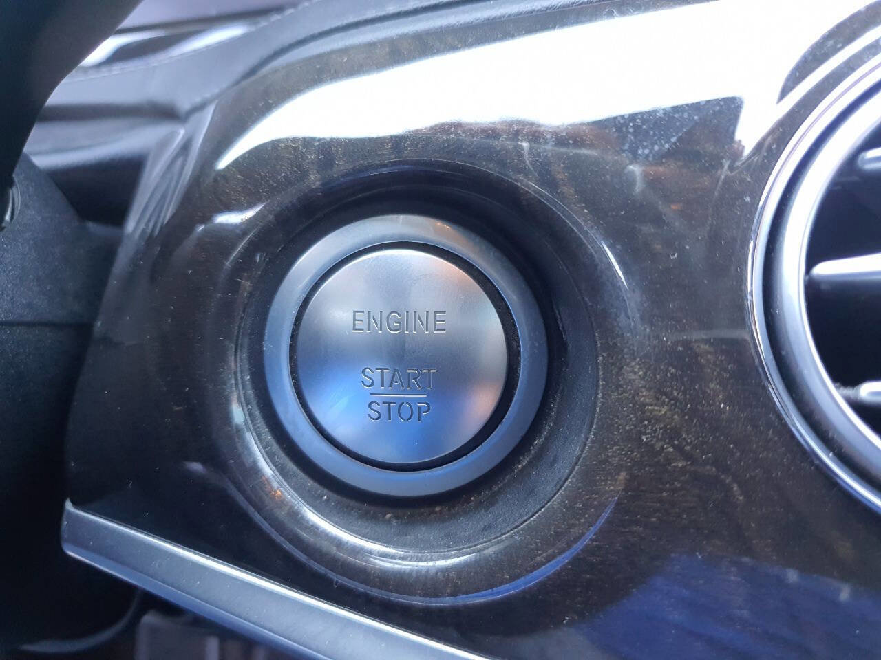 Used 2017 Mercedes-Benz S 550 4MATIC Sedan image 58