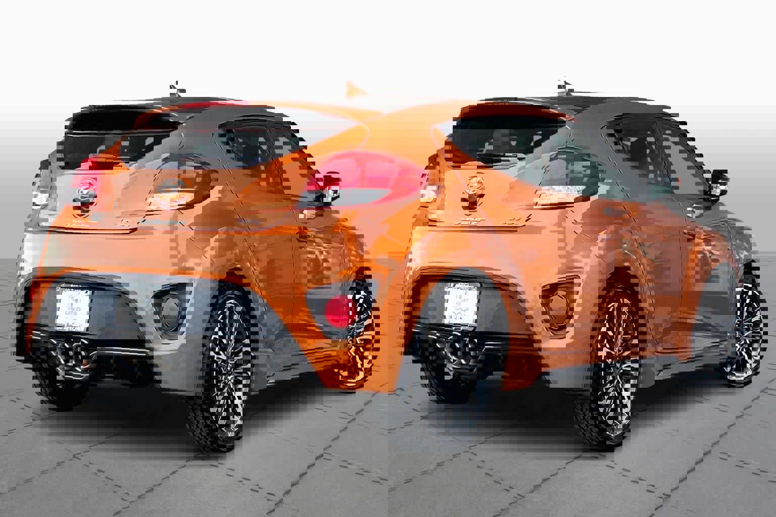 Used 2016 Hyundai Veloster Turbo image 12