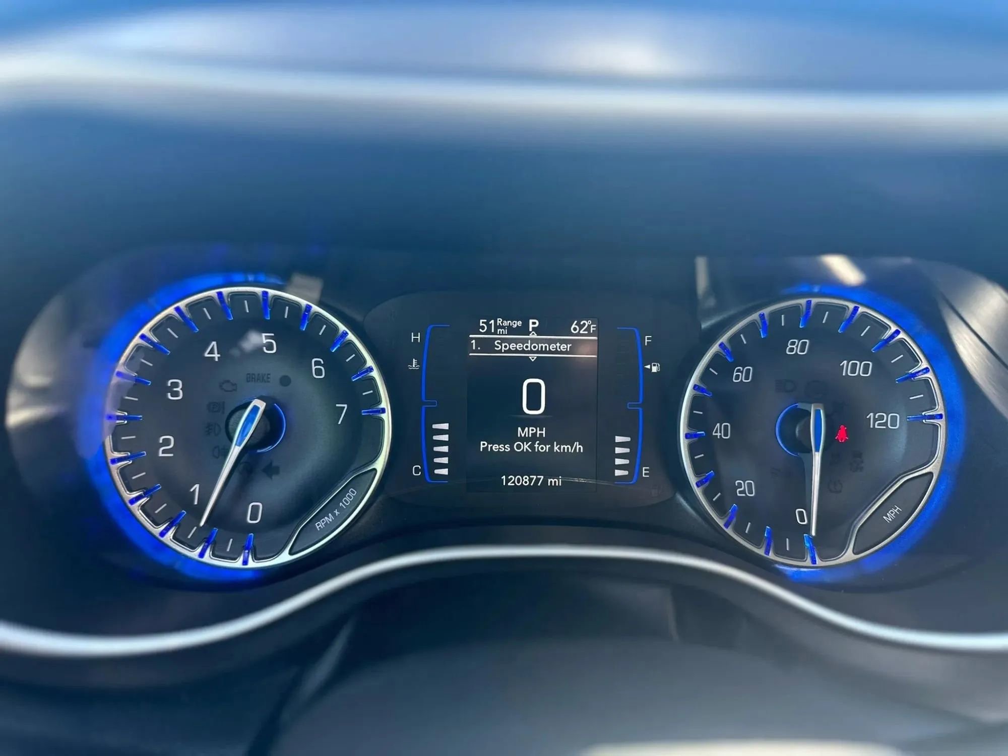 Used 2020 Chrysler Pacifica Touring-L FWD image 18