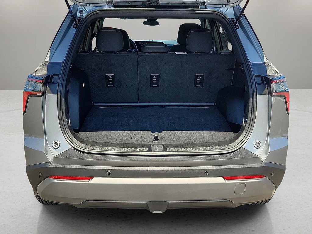 Used 2025 Chevrolet Equinox LT image 8