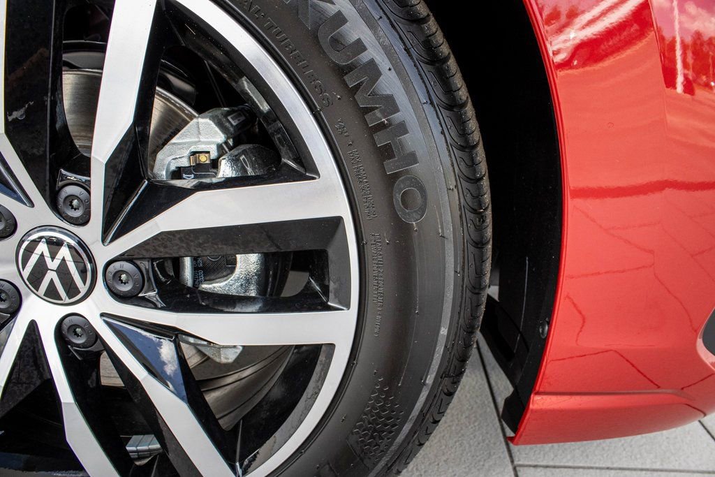 New 2025 Volkswagen Jetta SE image 21