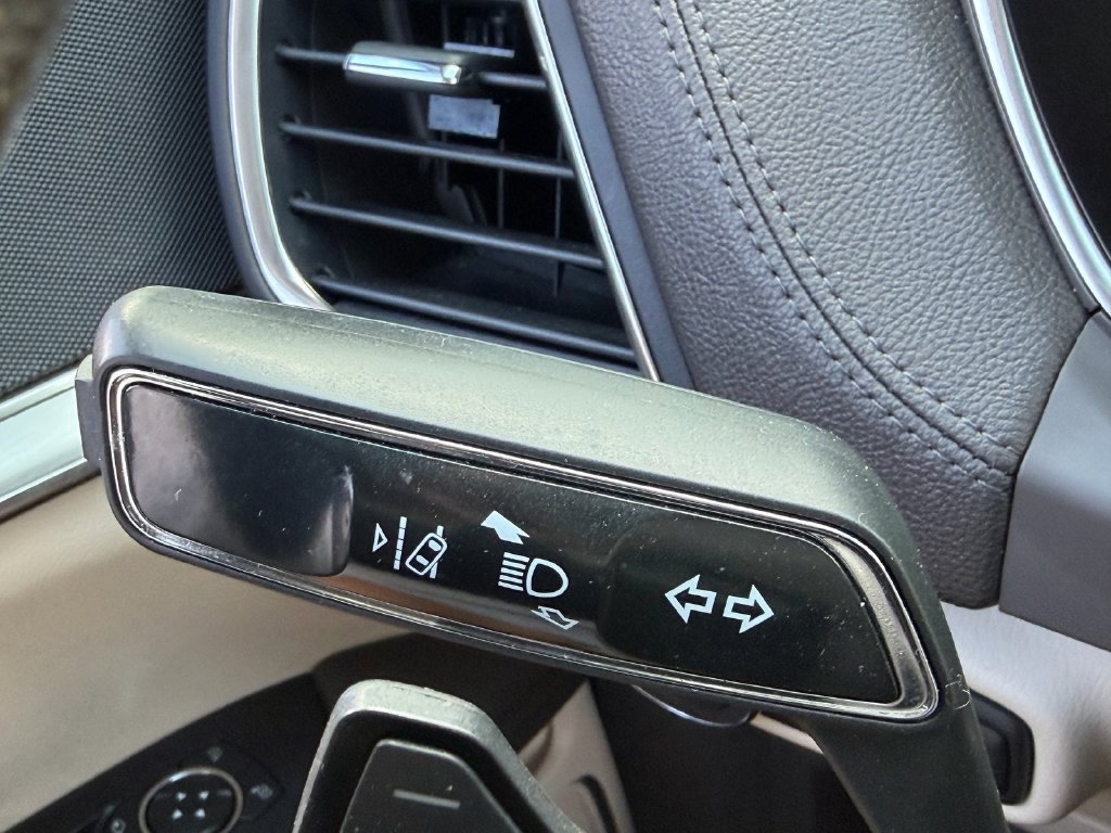 Used 2019 Lincoln Nautilus FWD image 30