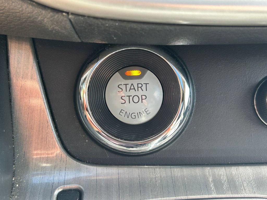Used 2017 Nissan Murano Platinum w/ Platinum Technology Package FWD image 28