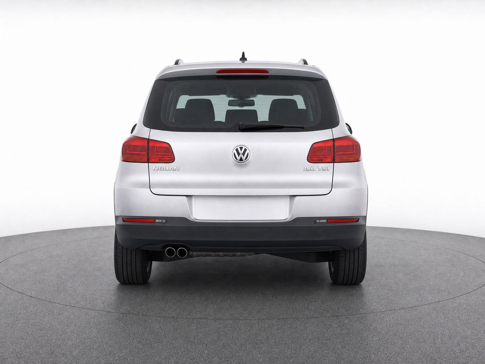 Used 2015 Volkswagen Tiguan S FWD image 4
