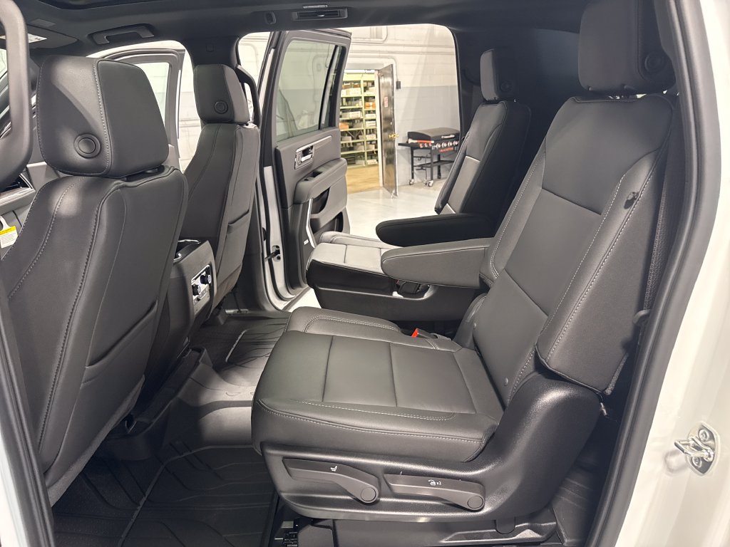 New 2026 Chevrolet Suburban Z71 w/ Comfort Package AWD/4WD image 41
