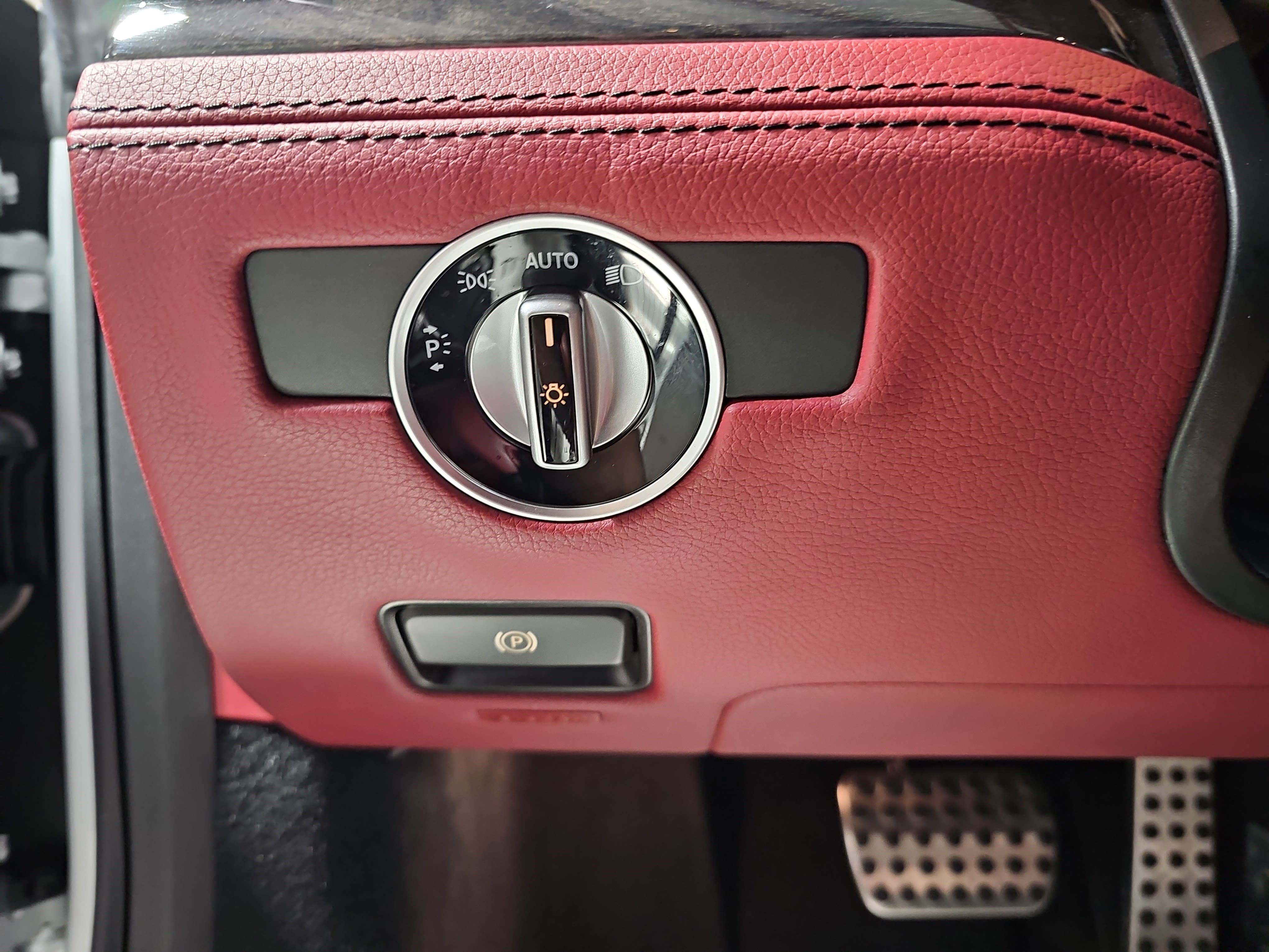 Used 2016 Mercedes-Benz SL 63 AMG image 24