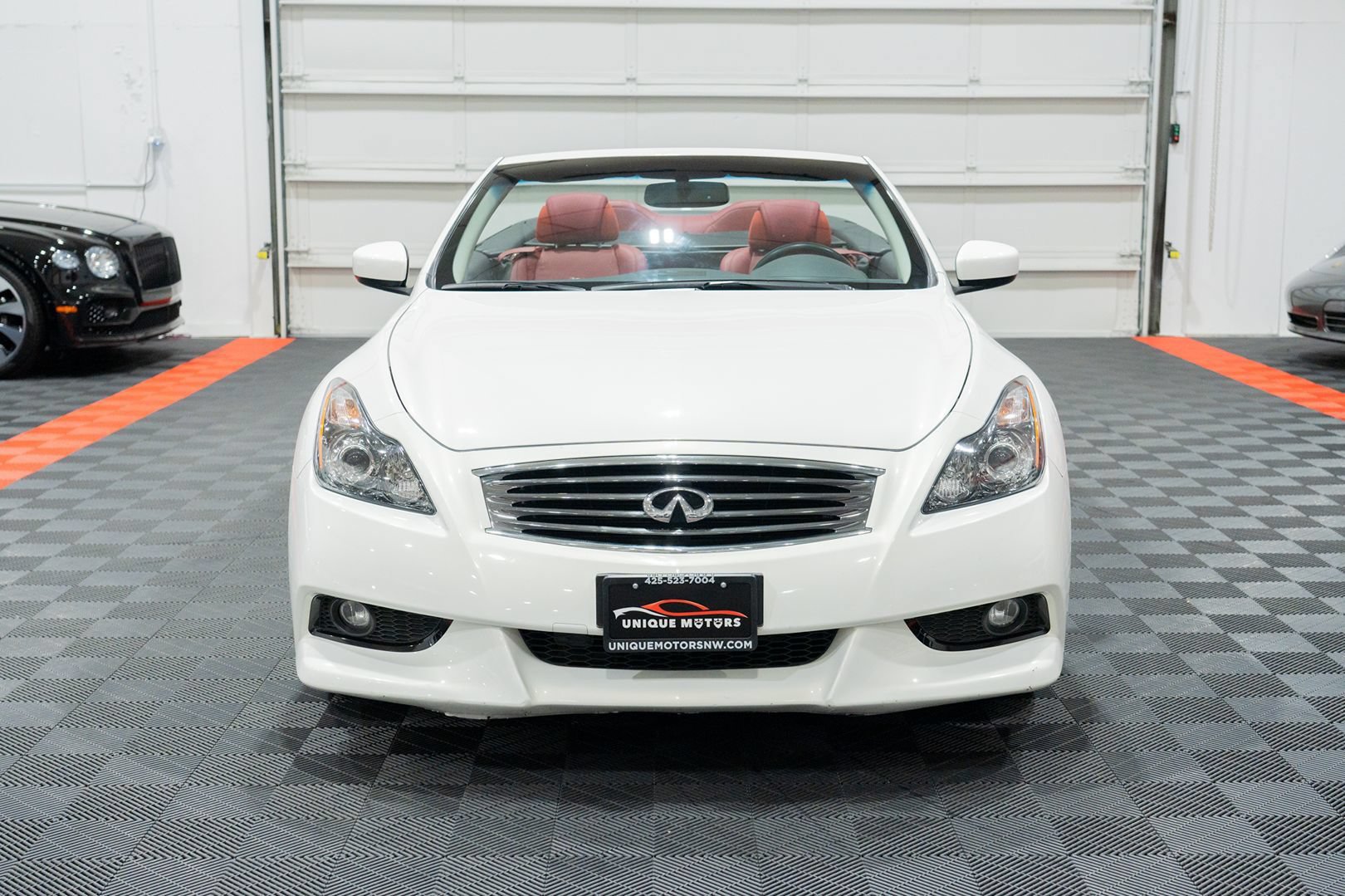 Used 2013 INFINITI G37 IPL RWD image 2