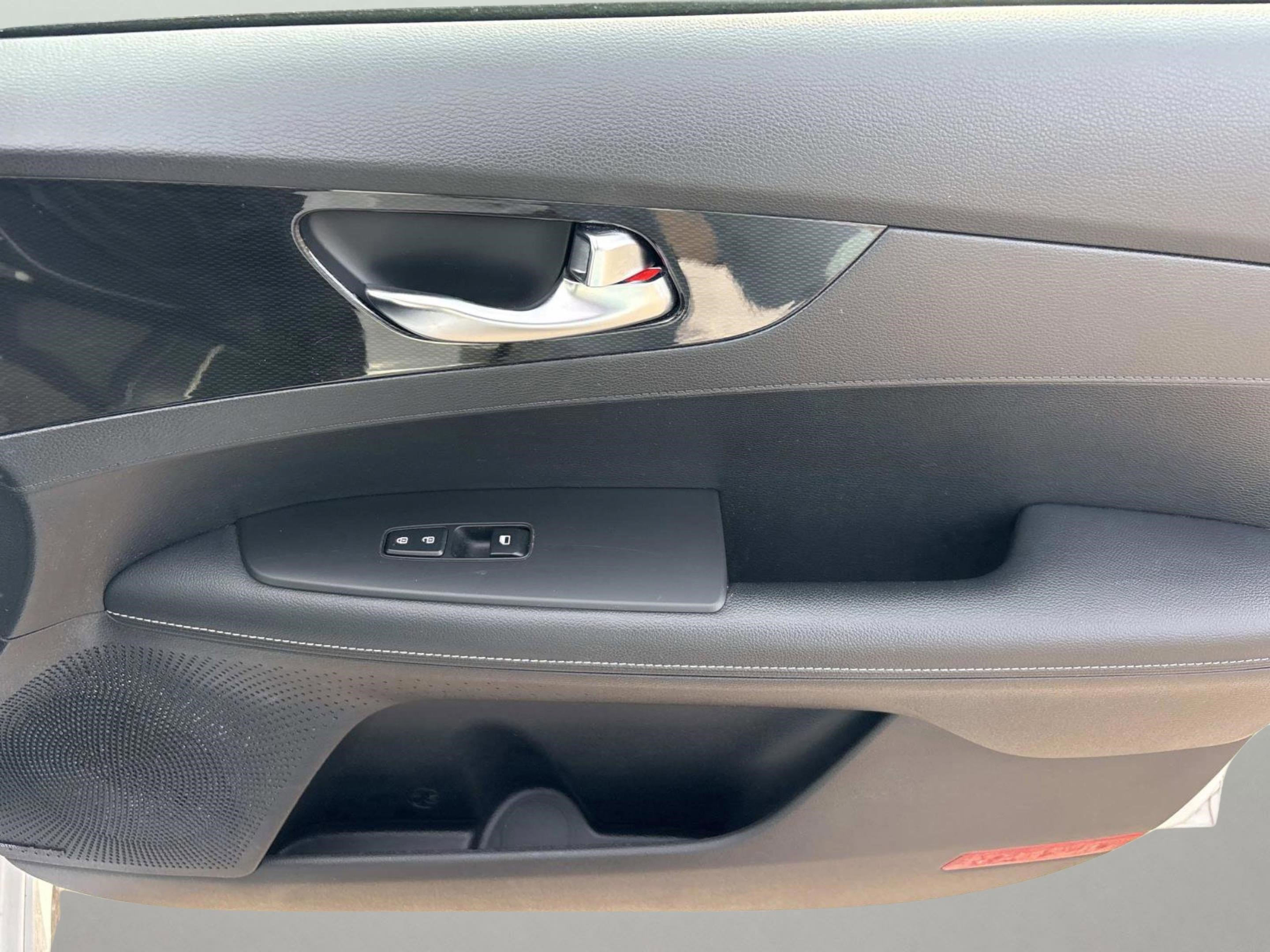 Used 2023 Kia Forte GT-Line w/ GT-Line Premium Package image 21