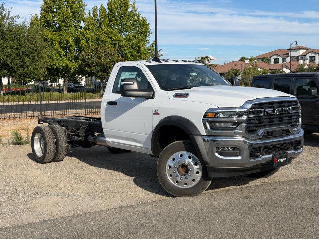 New 2026 RAM 4500 Tradesman AWD/4WD image 2