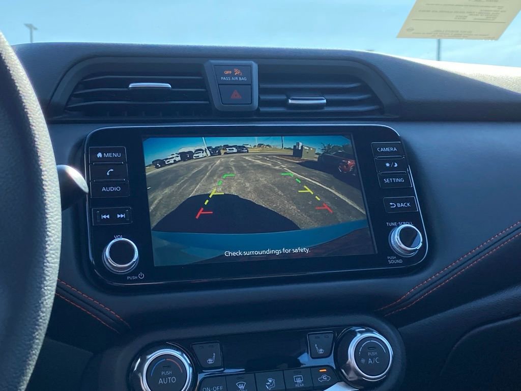 New 2025 Nissan Versa SR w/ Trunk Package image 25