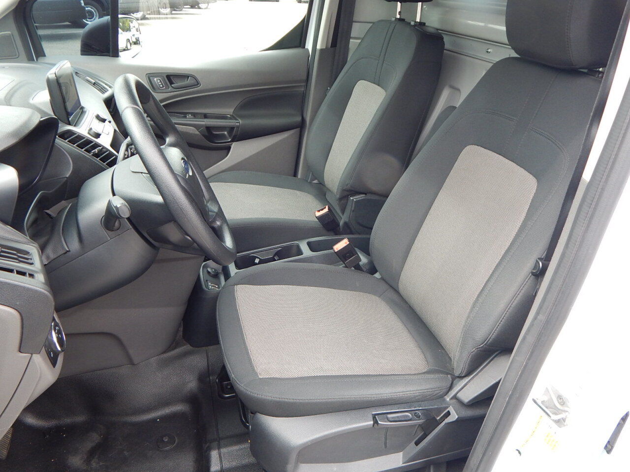 Used 2022 Ford Transit Connect XL FWD image 16