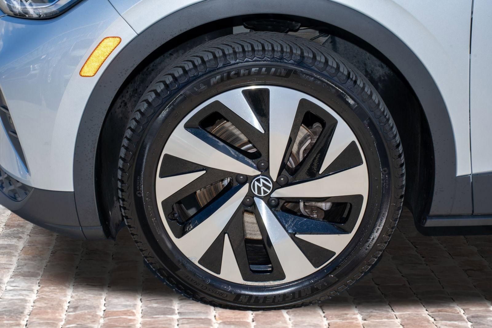 Used 2021 Volkswagen ID.4 Pro S image 40