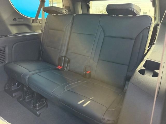 New 2026 GMC Yukon XL Denali w/ Sun & Power Step Package image 10