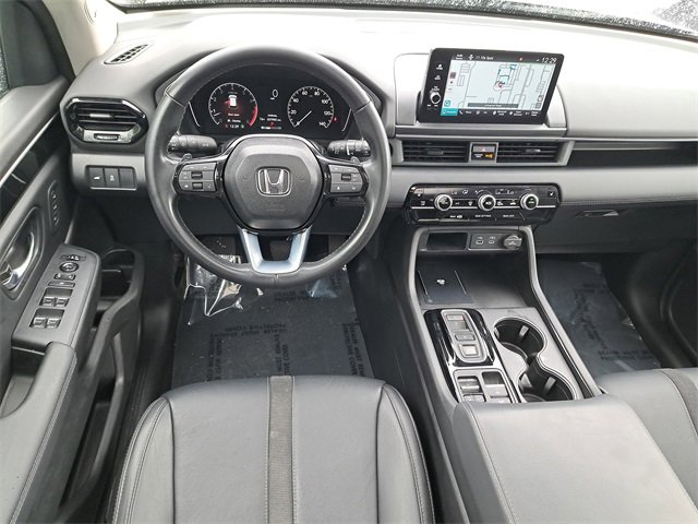 Certified 2024 Honda Pilot Touring image 15