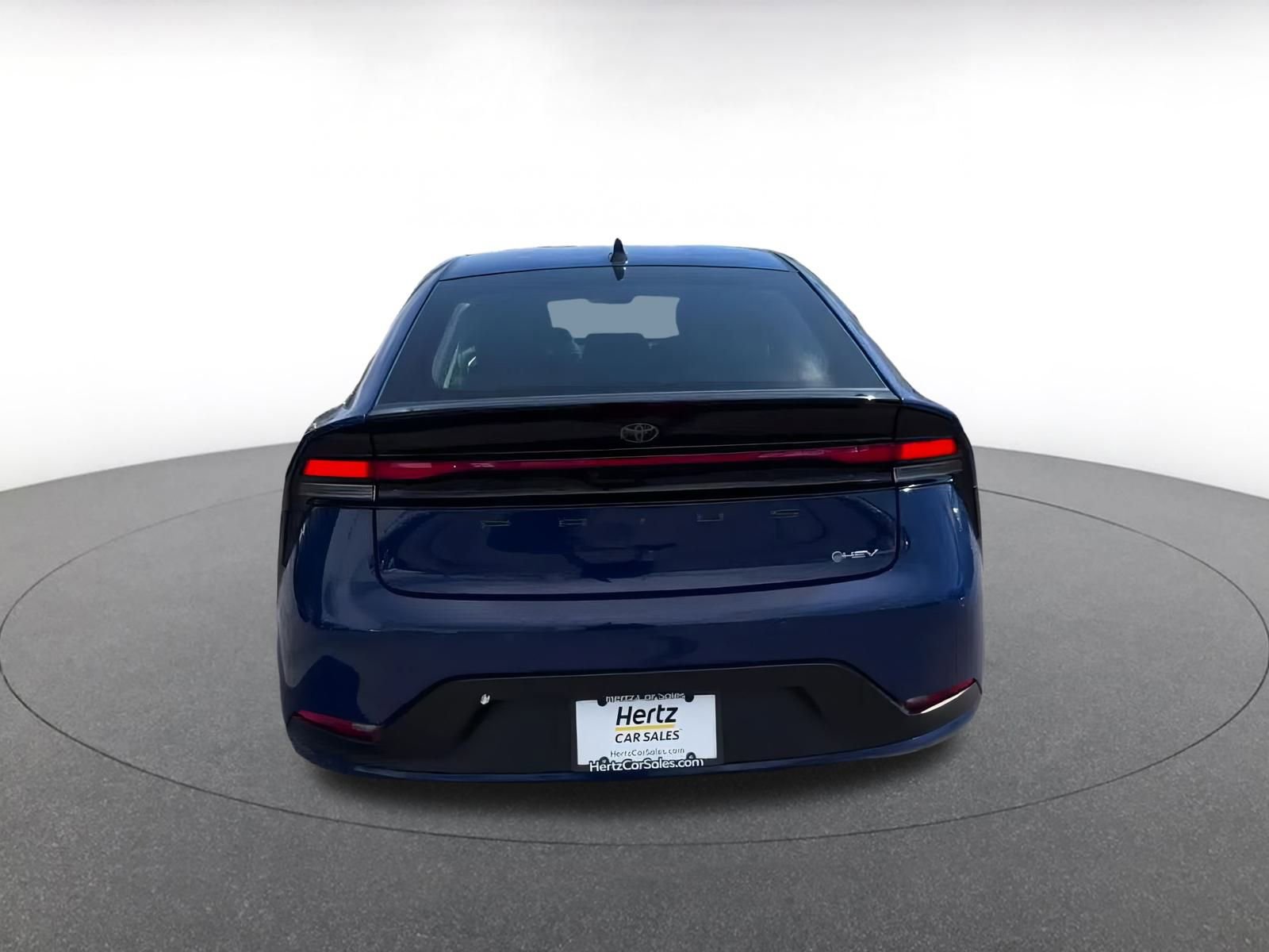 Used 2025 Toyota Prius LE image 12