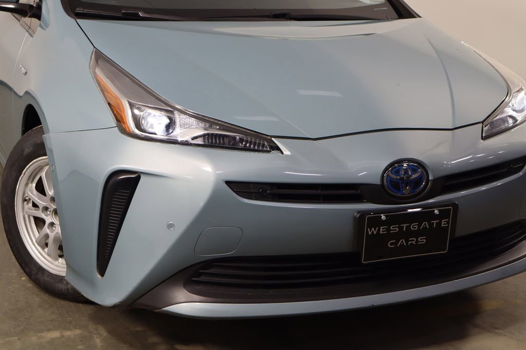 Used 2019 Toyota Prius LE image 40