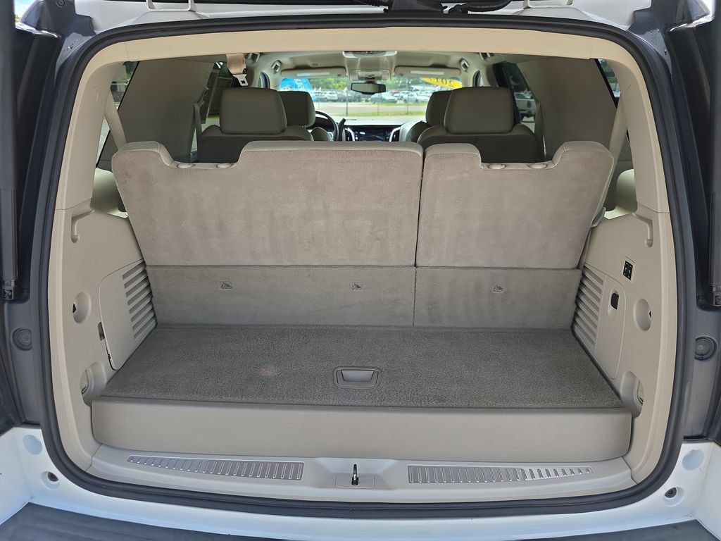 Used 2017 Cadillac Escalade 2WD image 35