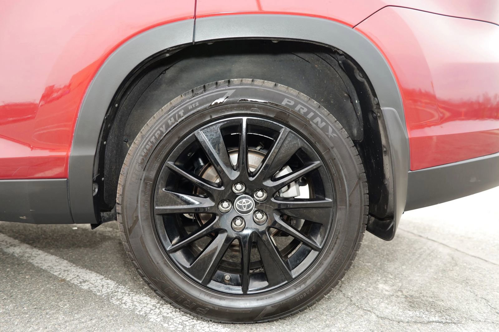 Used 2019 Toyota Highlander SE AWD/4WD image 17