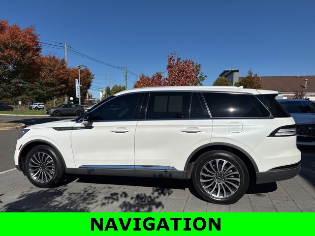 Used 2022 Lincoln Aviator AWD w/ Premium Package image 4