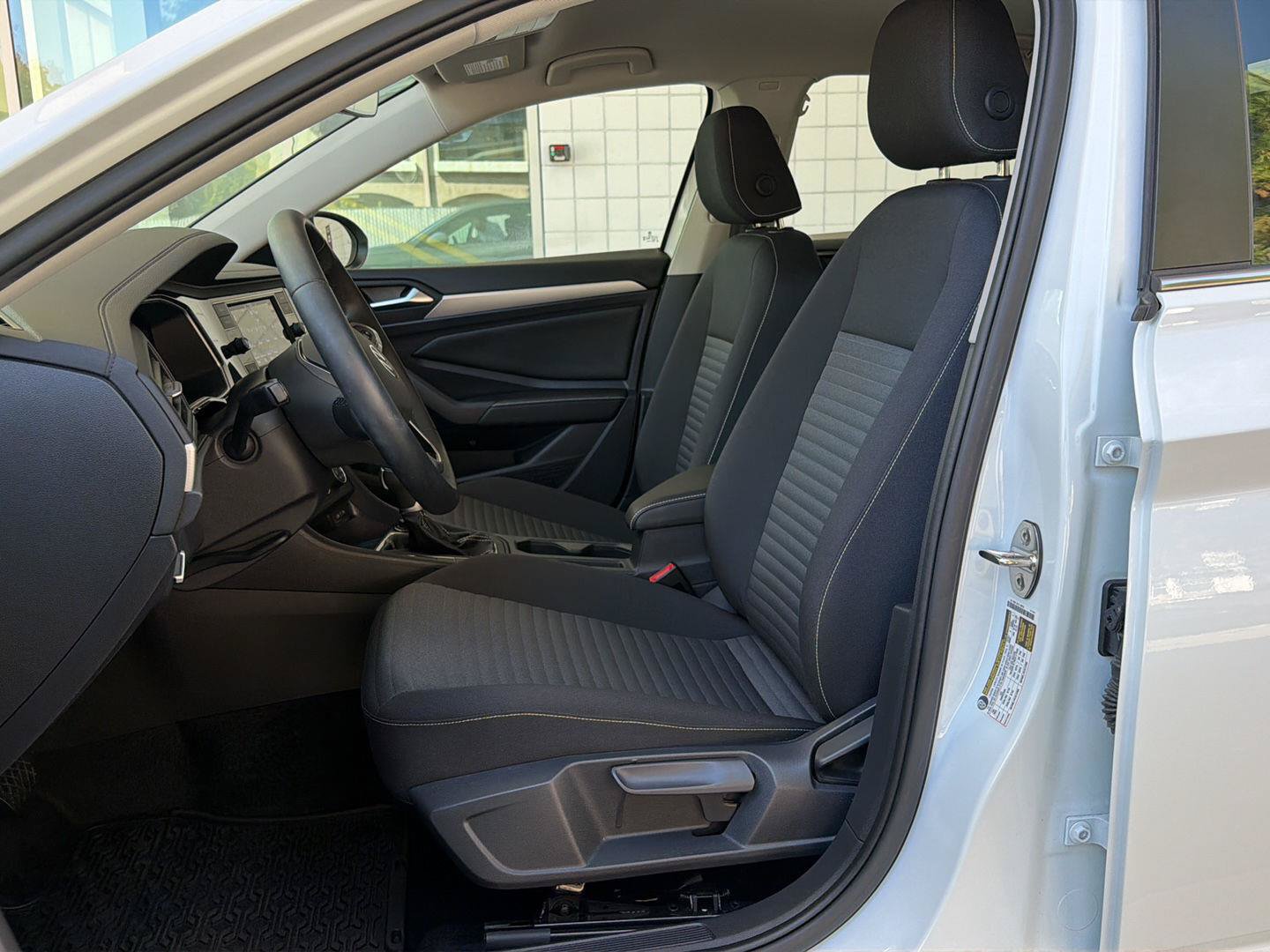 Certified 2024 Volkswagen Jetta S FWD image 15