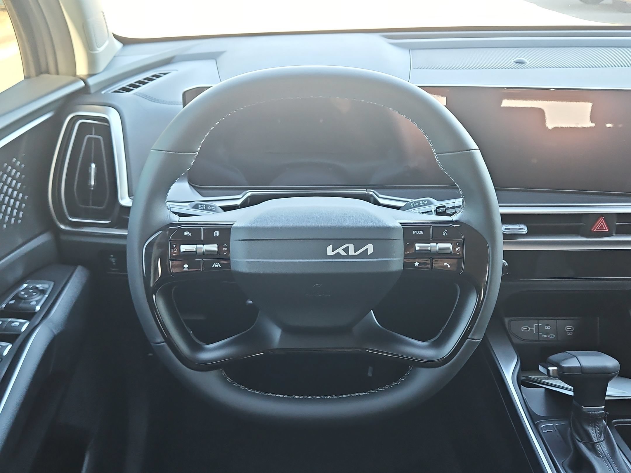 New 2026 Kia Sorento LX FWD image 21