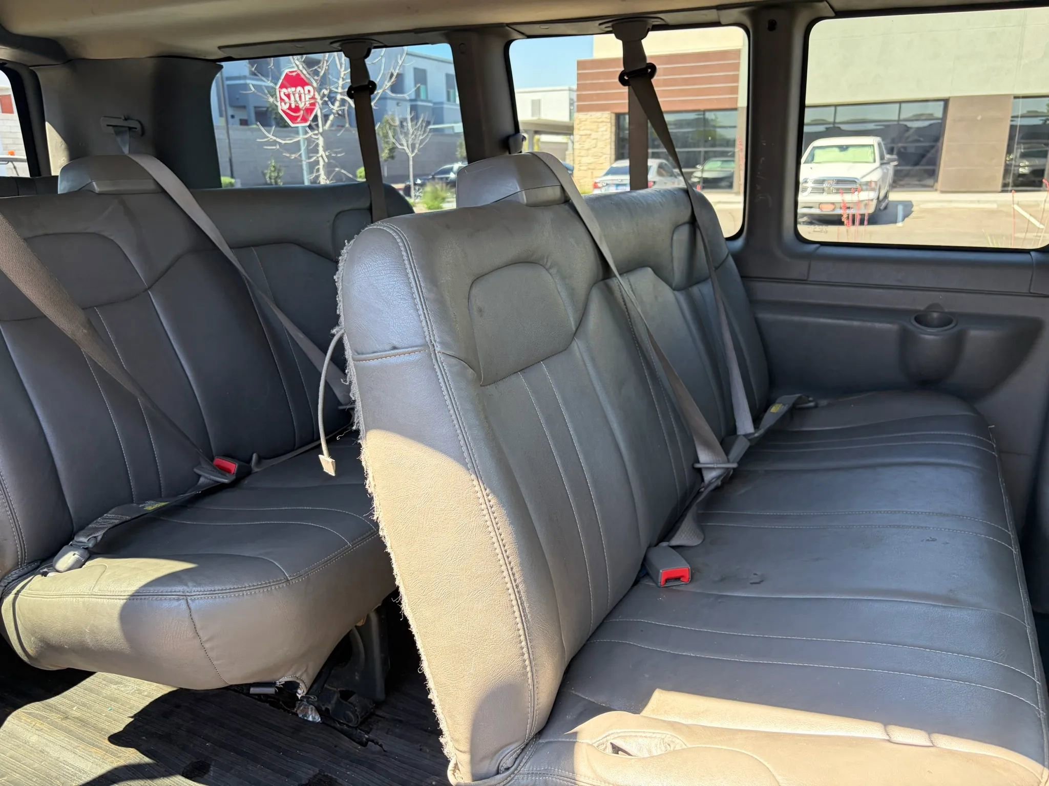 Used 2016 Chevrolet Express 2500 LS RWD image 13