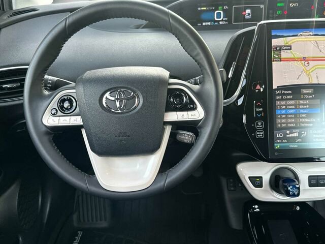 Used 2019 Toyota Prius Prime Premium image 17