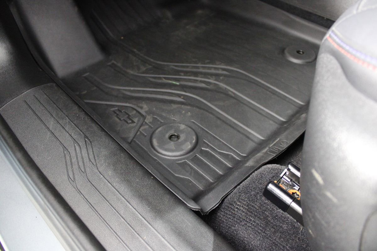 Used 2024 Chevrolet Equinox EV RS FWD image 10