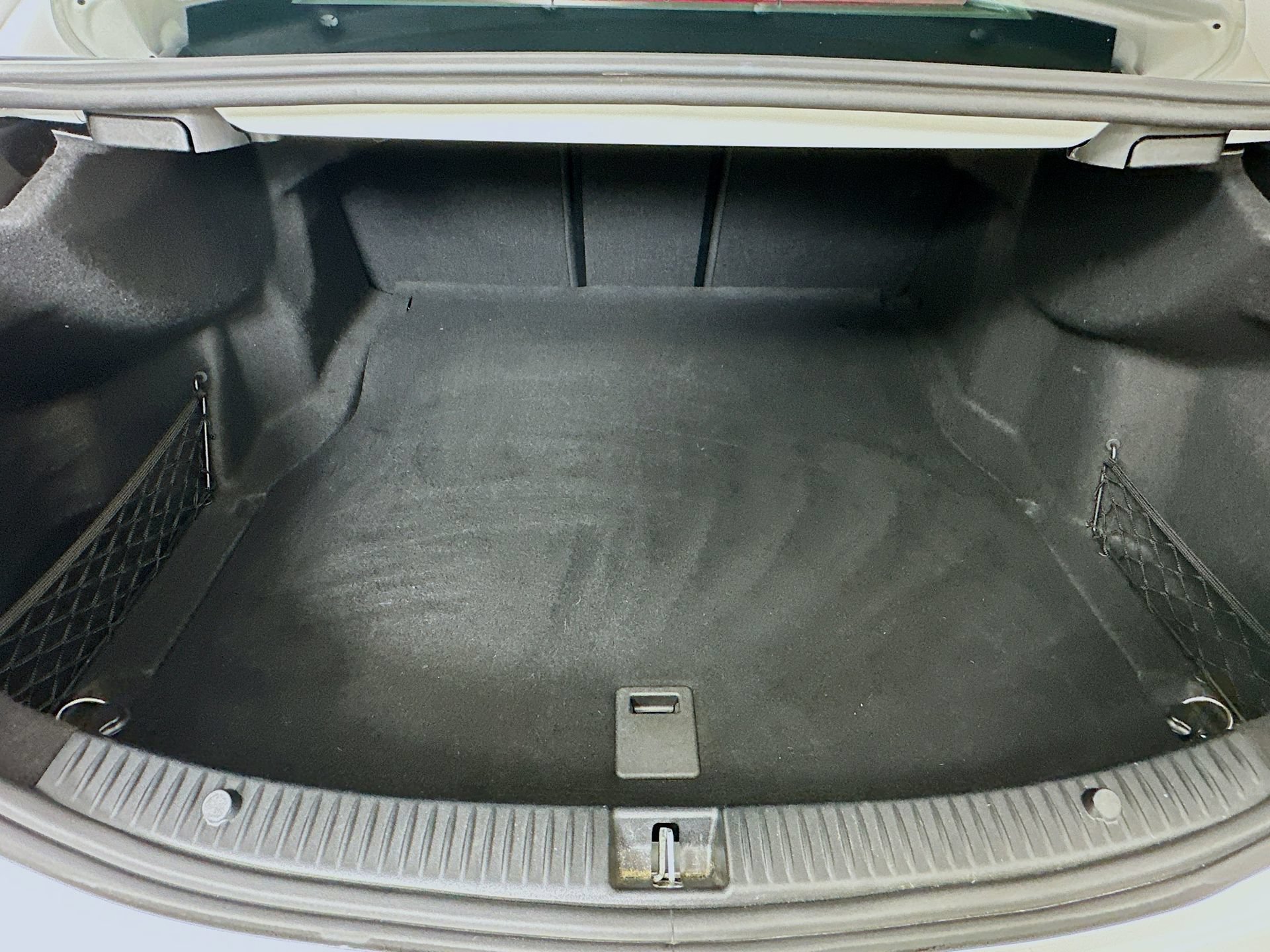 Used 2020 Mercedes-Benz C 300 Sedan image 27