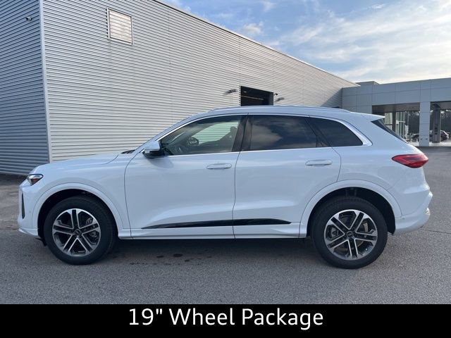 New 2025 Audi Q5 Premium image 3