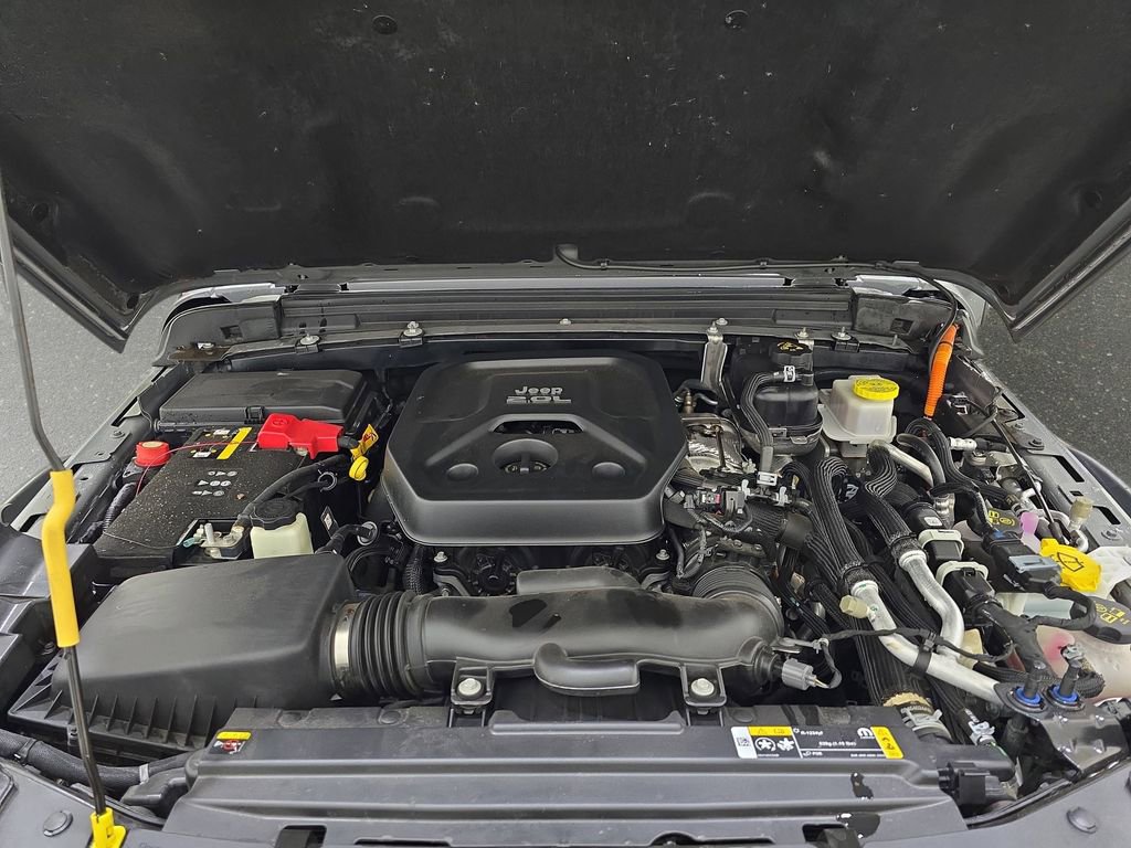 Used 2021 Jeep Wrangler Unlimited Rubicon 4xe w/ Steel Bumper Group image 31