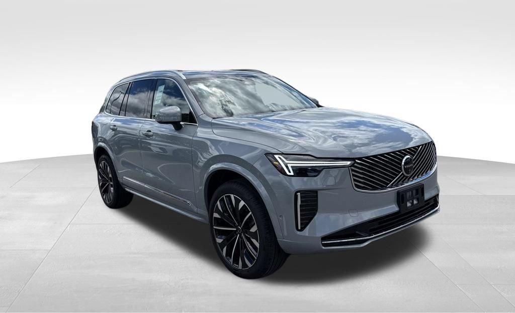 New 2026 Volvo XC90 B6 Ultra w/ Protection Package AWD/4WD image 7