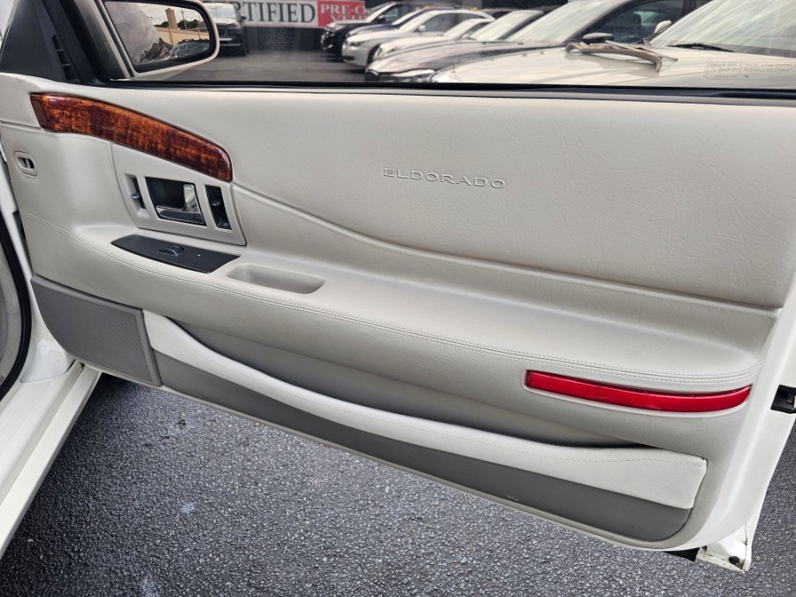 Used 2002 Cadillac Eldorado Collector's Edition FWD image 18