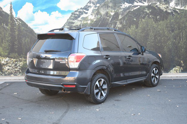 Used 2017 Subaru Forester 2.5i Premium w/ All-Weather Package AWD/4WD image 3