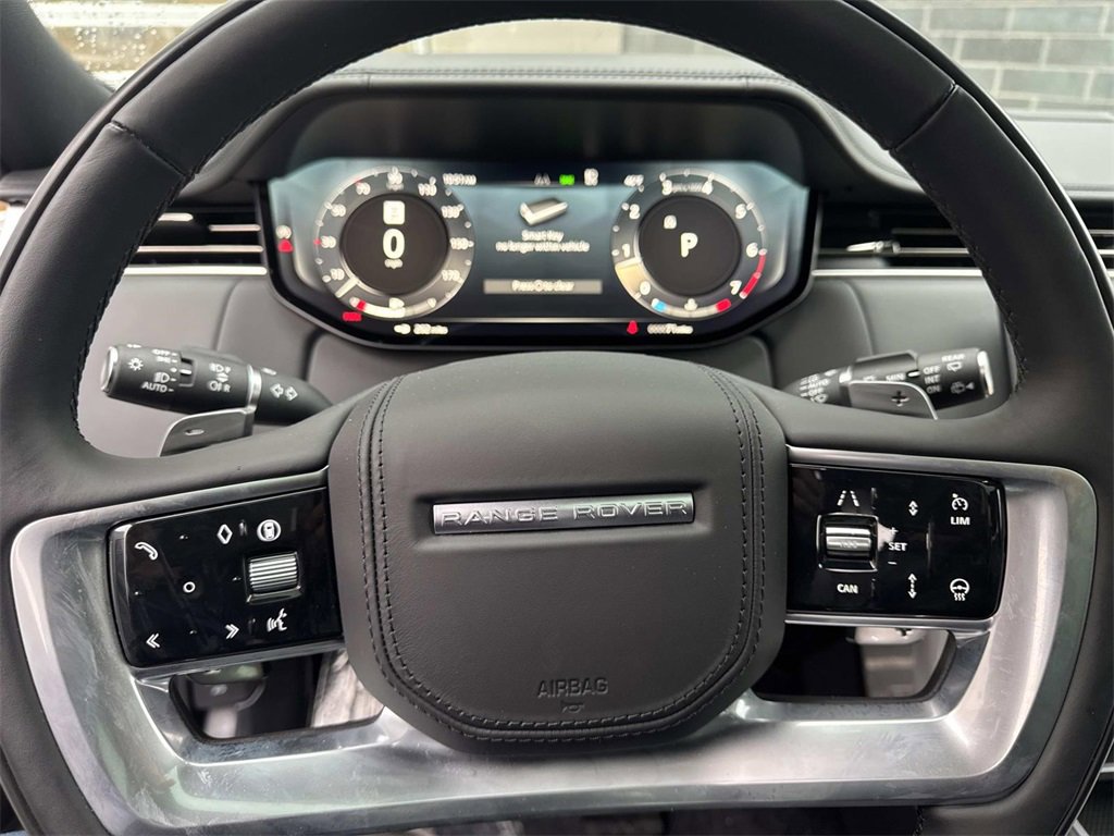 New 2025 Land Rover Range Rover SE image 25
