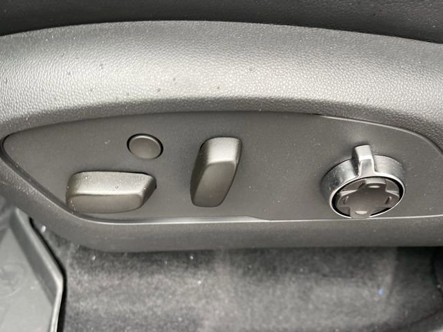 New 2026 GMC Acadia Denali Ultimate w/ LPO, Floor Liner Package image 12