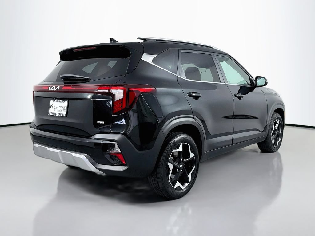 Used 2024 Kia Seltos EX AWD/4WD image 5