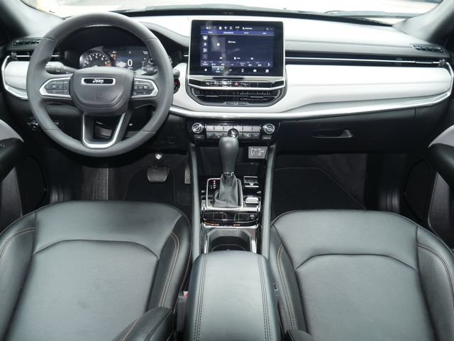Used 2024 Jeep Compass Limited AWD/4WD image 6