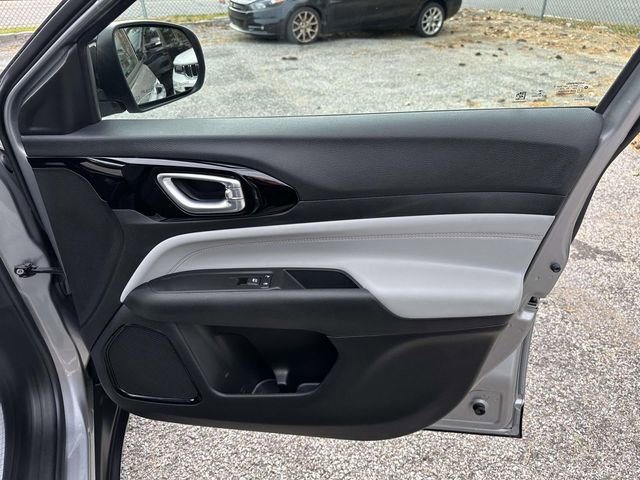 Certified 2022 Jeep Compass Limited image 21