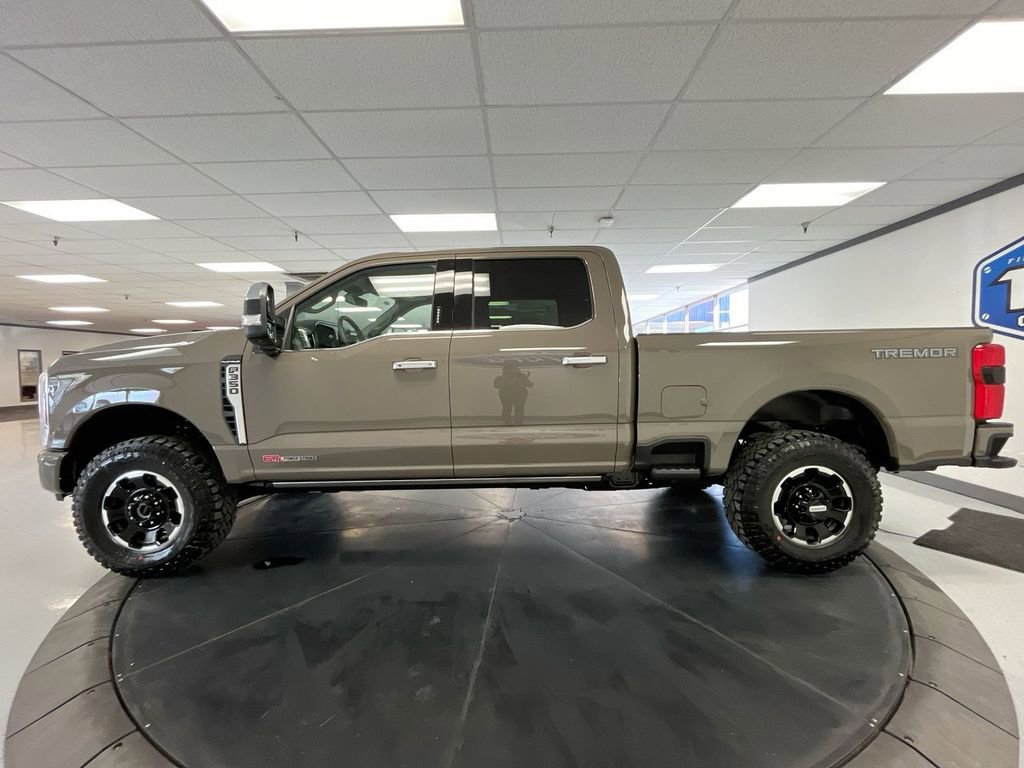 New 2026 Ford F350 4x4 Crew Cab Super Duty image 5