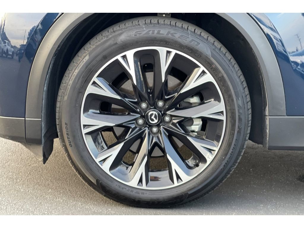 Certified 2024 MAZDA CX-90 Plug-In Hybrid w/ Premium Pkg image 11