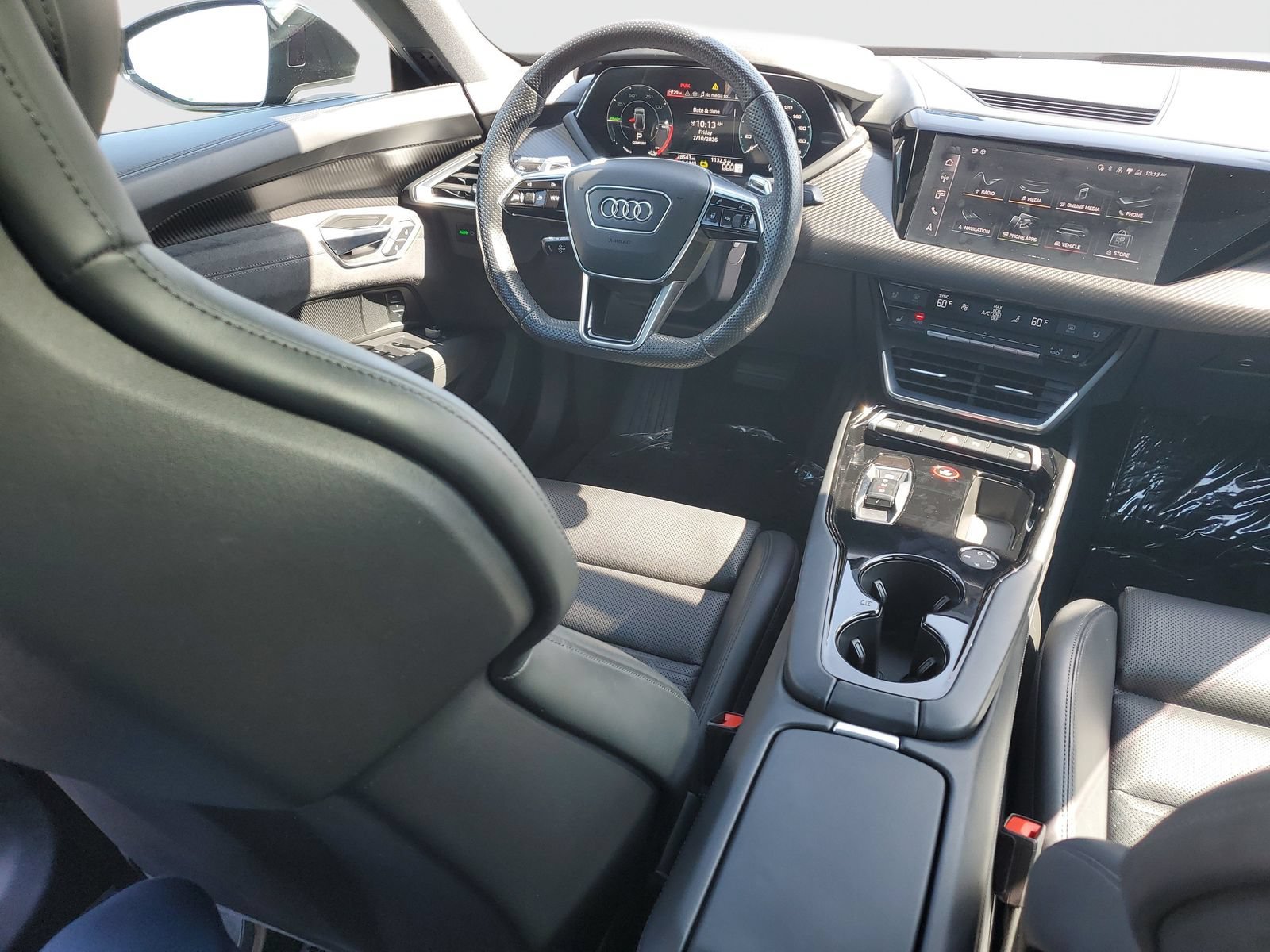 Used 2024 Audi e-tron GT Premium Plus AWD/4WD image 11