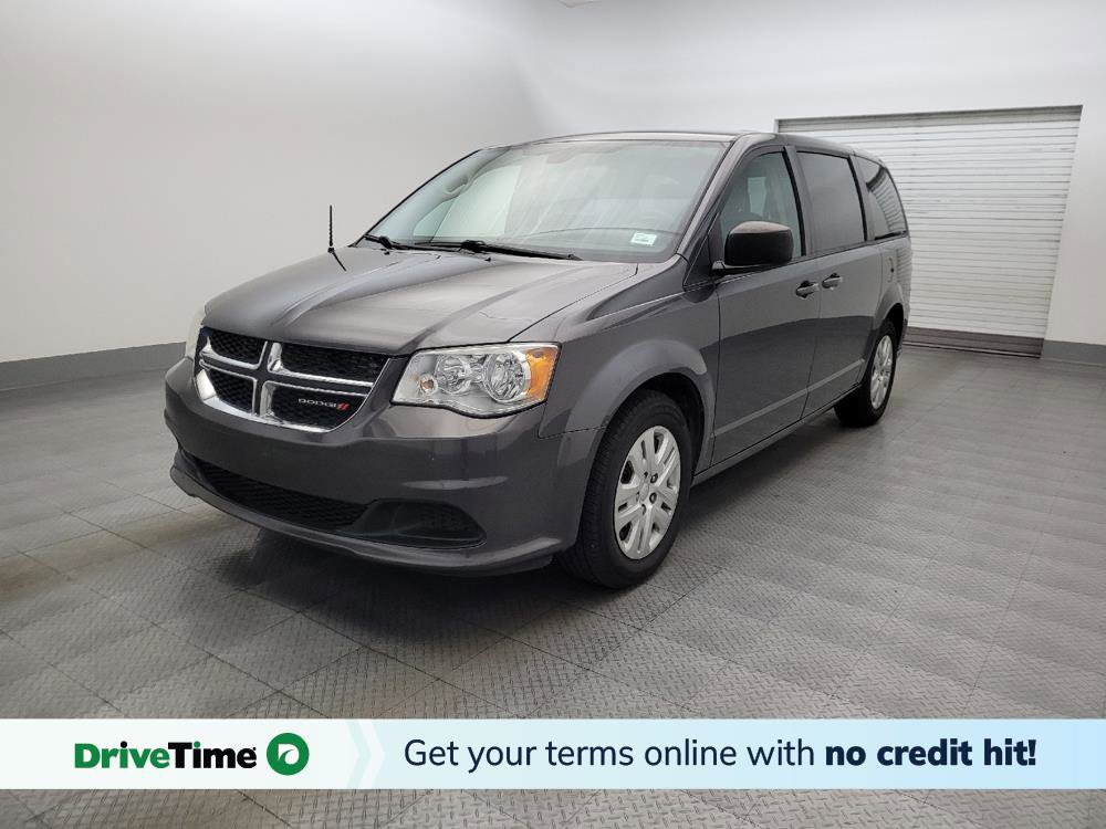 Used 2018 Dodge Grand Caravan SE w/ UConnect Hands-Free Group
