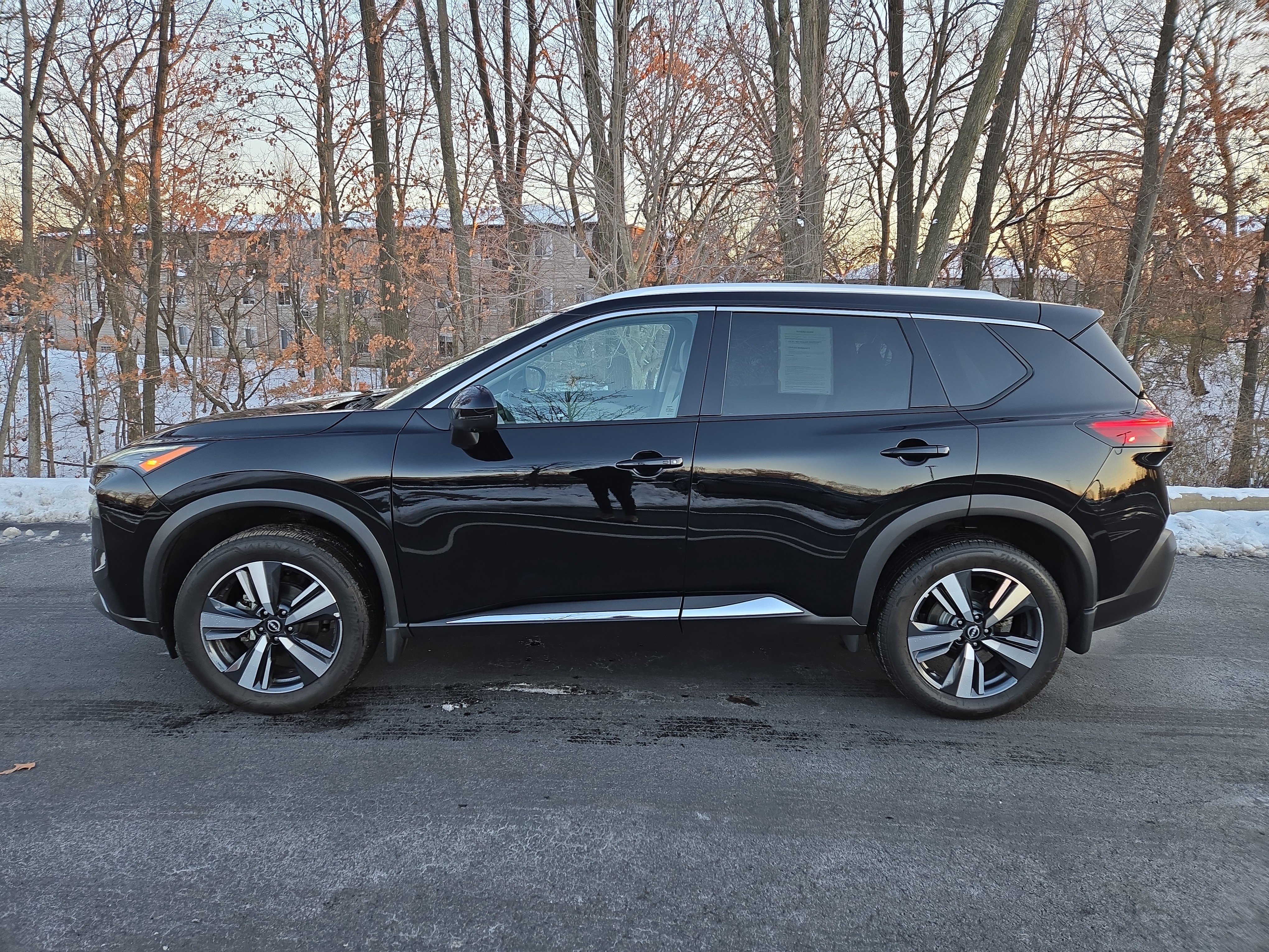 Certified 2023 Nissan Rogue SL image 6