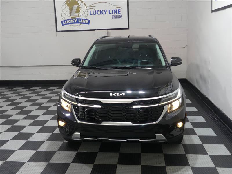 Used 2024 Kia Seltos S AWD/4WD image 3