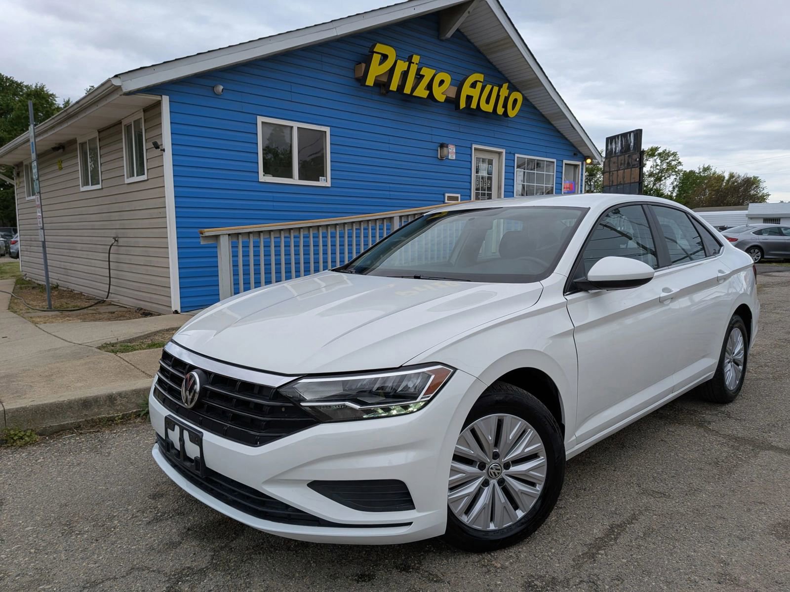 Used 2019 Volkswagen Jetta S w/ Driver Assistance Package FWD image 2